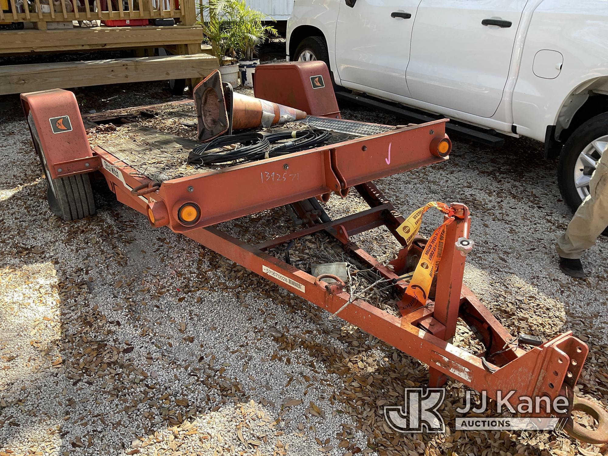 (Tampa, FL) 2006 Ditch Witch S7B Trailer Tilt Deck Flat Bed Trailer Towable) (Flat Tire