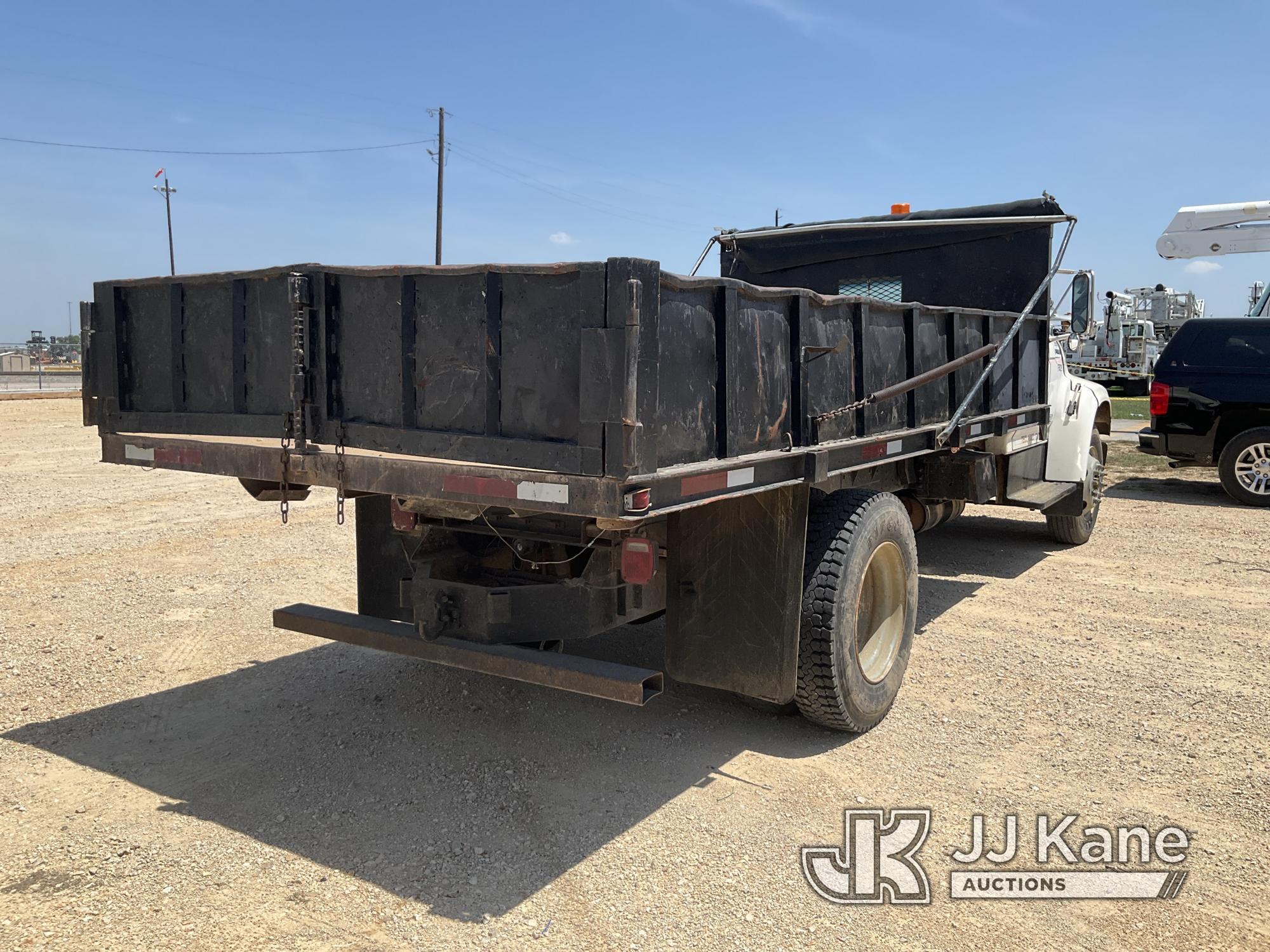 (Houston, TX) 1997 Ford F800 Flatbed/Dump Truck Runs & Moves, PTO Engages) (Dump Bed Inoperable, Con