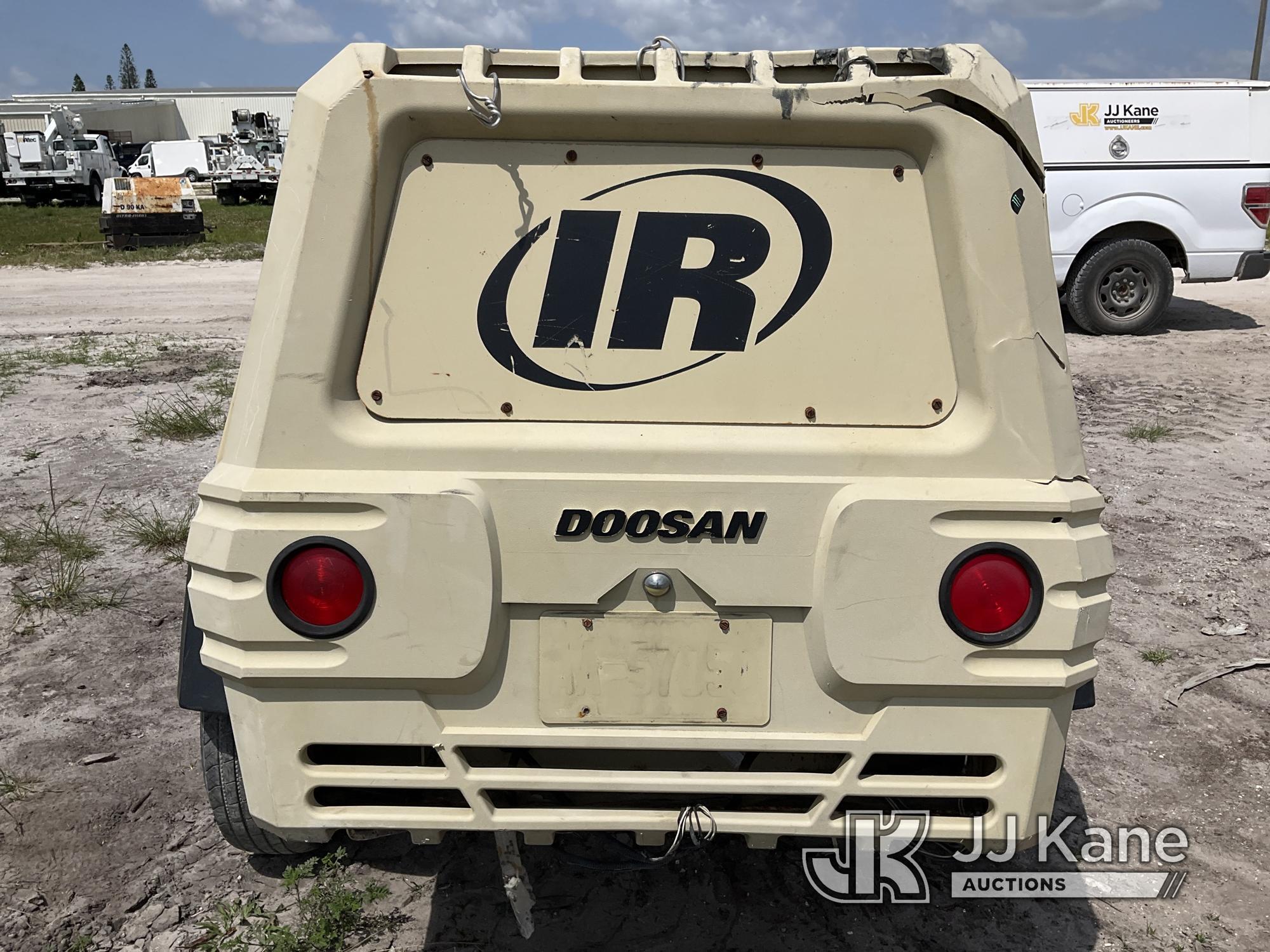 (Westlake, FL) 2010 Doosan/Ingersoll Rand P185WJD Portable Air Compressor, trailer mtd No Title)(Tow