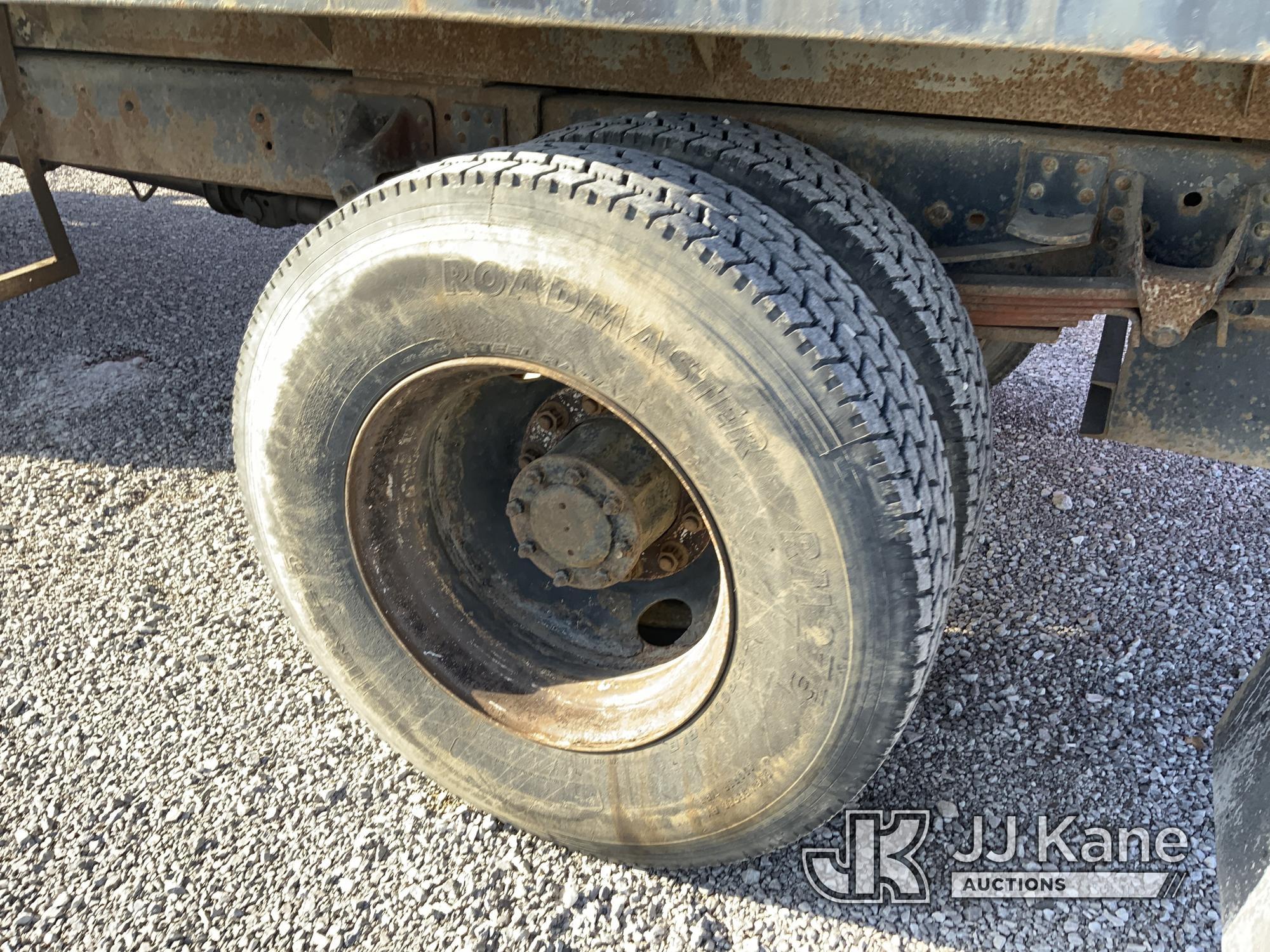 (Verona, KY) 1999 Chevrolet C7500 Dump Truck Runs, Moves & Operates) (Minor Hyd. Leak At Dump Cylind