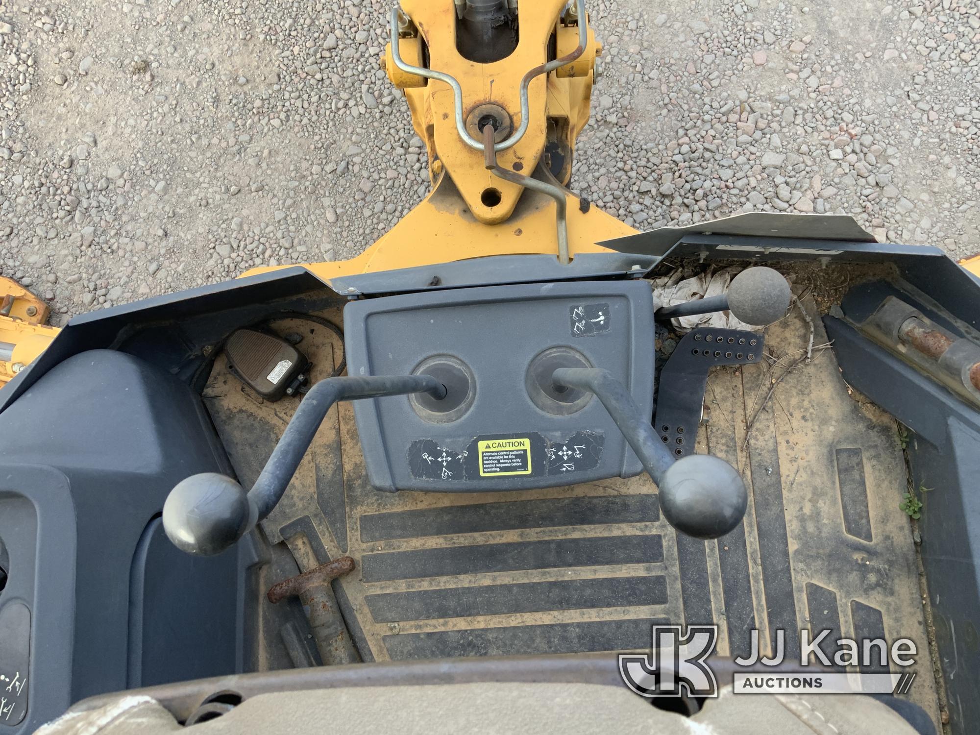 (Dixon, CA) 2007 John Deere 410J 4x4 Utility Tractor Loader Backhoe Runs & Moves, Backhoe Operates