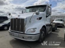 2013 Peterbilt 587 Truck Tractor Runs & Moves.