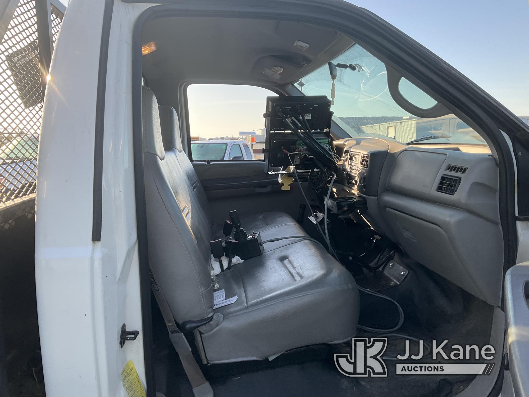 (Dixon, CA) 2001 Ford F450 4x4 Crew-Cab Service Truck Runs & Moves, Bad Charging System