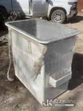 (Des Moines, IA) Two Man Bucket NOTE: This unit is being sold AS IS/WHERE IS via Timed Auction and i