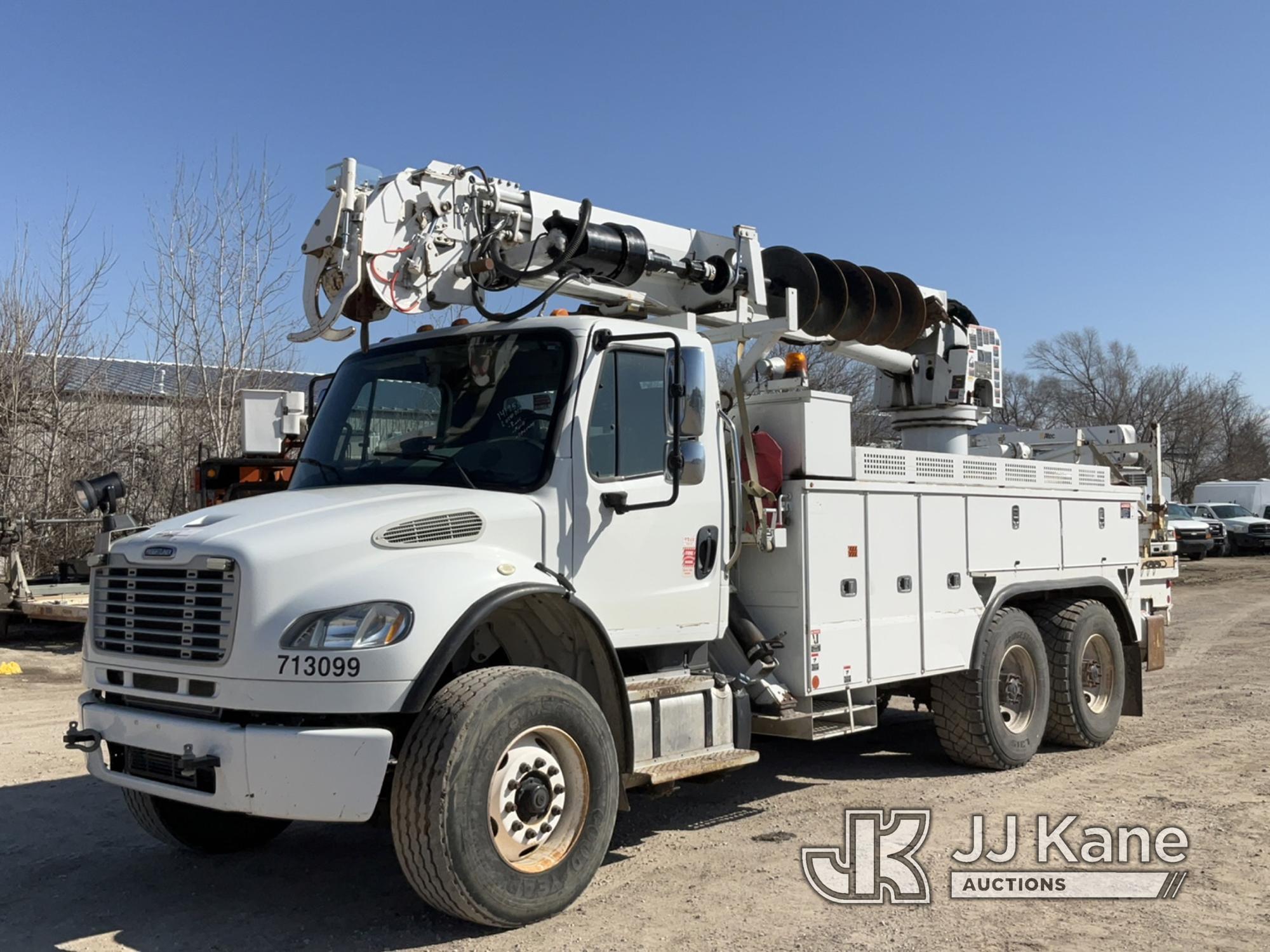 (Des Moines, IA) Altec DM45-BR, Digger Derrick rear mounted on 2013 Freightliner M2 106 T/A Utility