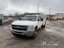 2011 Chevrolet Silverado 3500HD 4x4 Crew-Cab Service Truck Runs & Moves, Engine Light On, Body & Rus