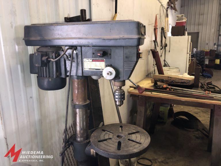 CLARKE ''METAL WORKER'', MODEL BT1029, 16-SPEED, SINGLE PHASE ELECTRIC DRILL PRESS WITH A JT3, 3-16M