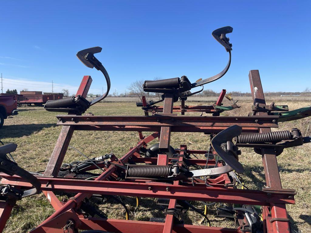CASE IH 4500 CULTIVATOR, 22', SELLS WITH RAKE, S/N: 0047854