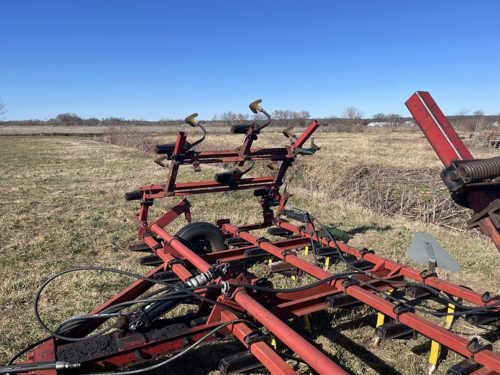 CASE IH 4500 CULTIVATOR, 22', SELLS WITH RAKE, S/N: 0047854