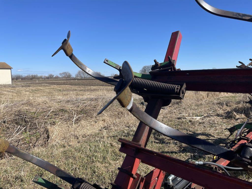 CASE IH 4500 CULTIVATOR, 22', SELLS WITH RAKE, S/N: 0047854