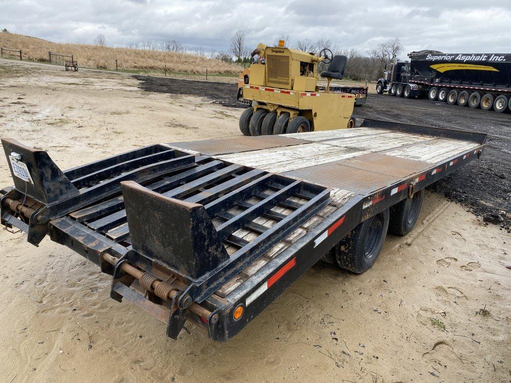 1994 EAGER BEAVER TANDEM AXLE EQUIPMENT TRAILER, TANDEM DUALS, RAMPS, PINTLE HITCH, ELECTRIC BRAKES,