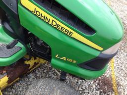 JD LA165 lawn mower