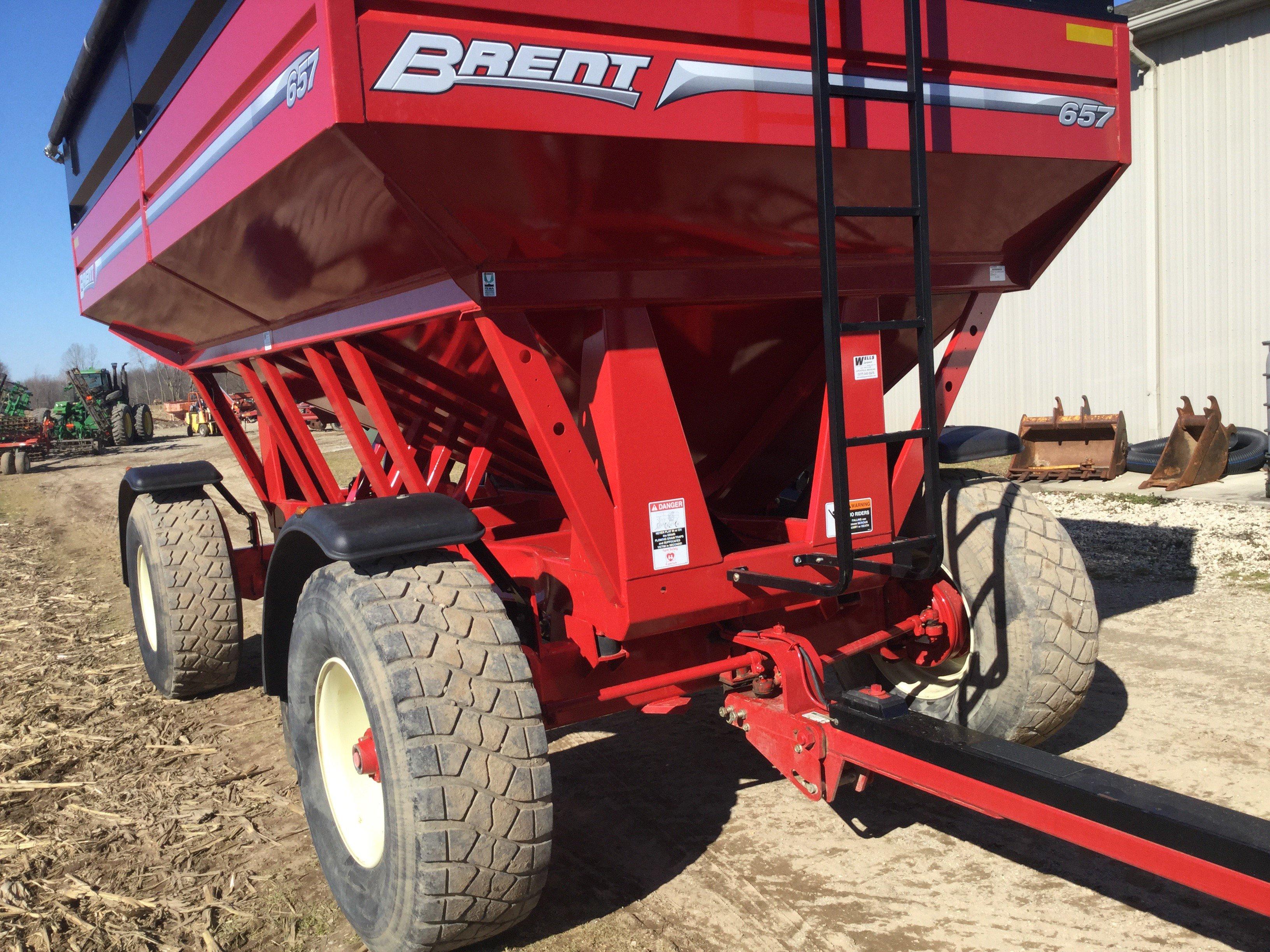 2012 Unverferth/Brent GT-657 650 bu. gravity wagon