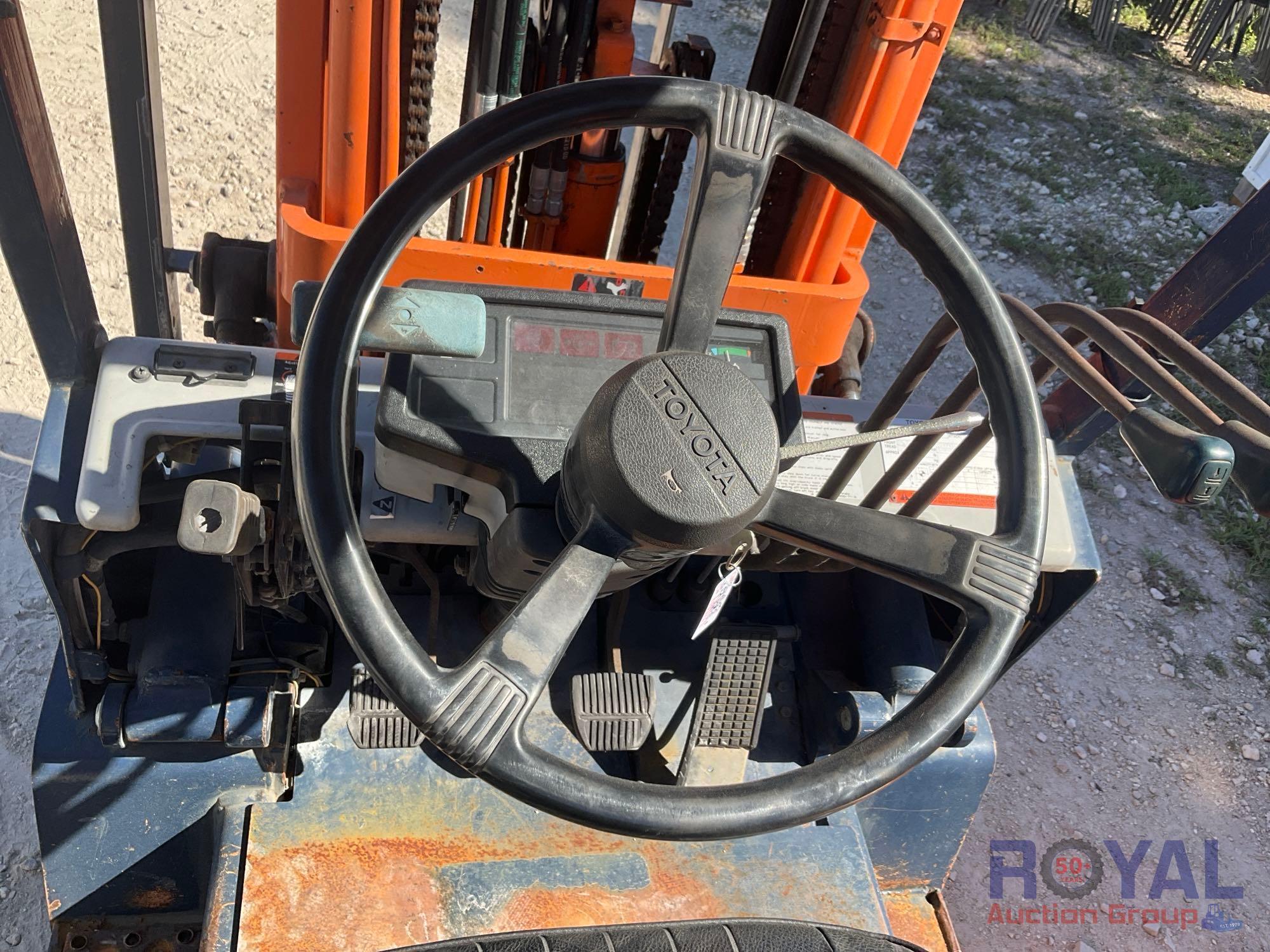 1991 Toyota 5FGC20 3,550LB Cushion Tire Forklift