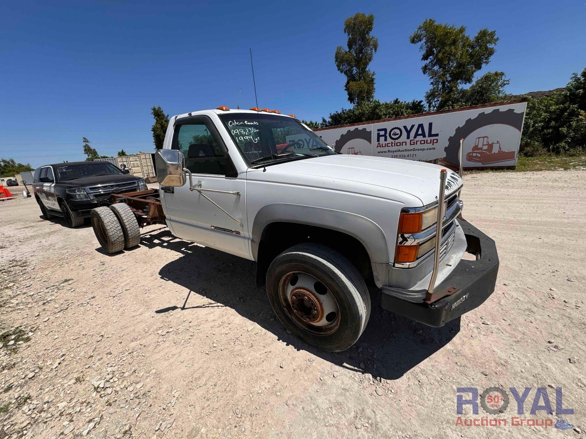 1994 Chevrolet C3500 Cab and Chassis Truck