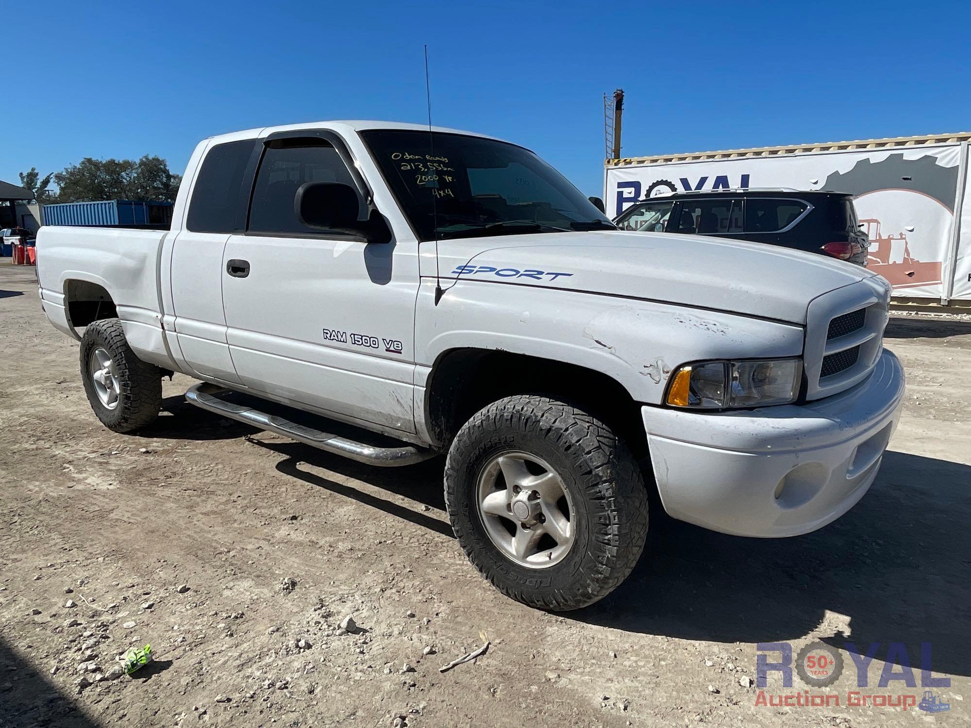 2000 Dodge Ram 1500 4x4 Exended Cab Pickup Truck