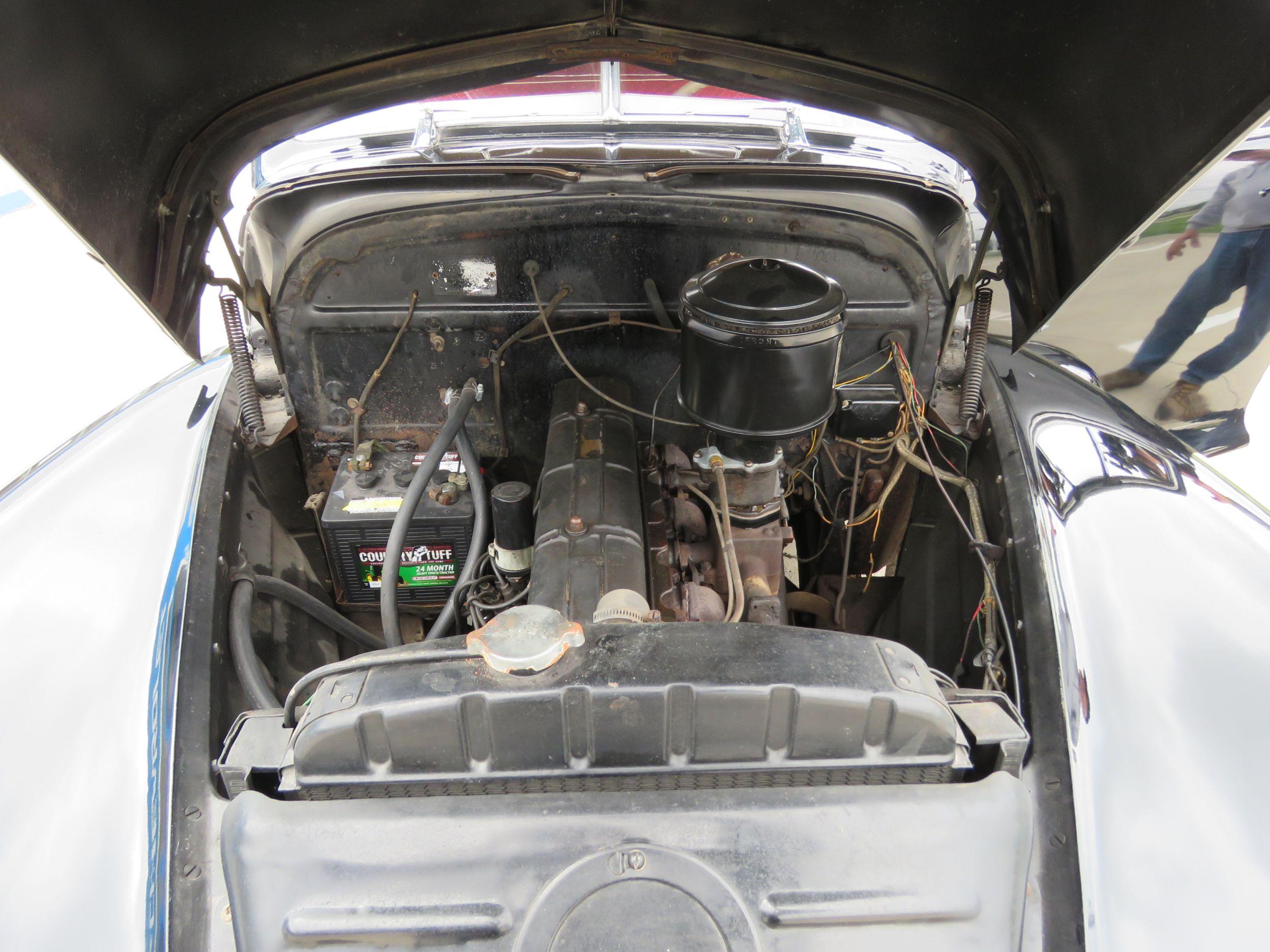 1947 Chevrolet Fleetline 4dr Sedan