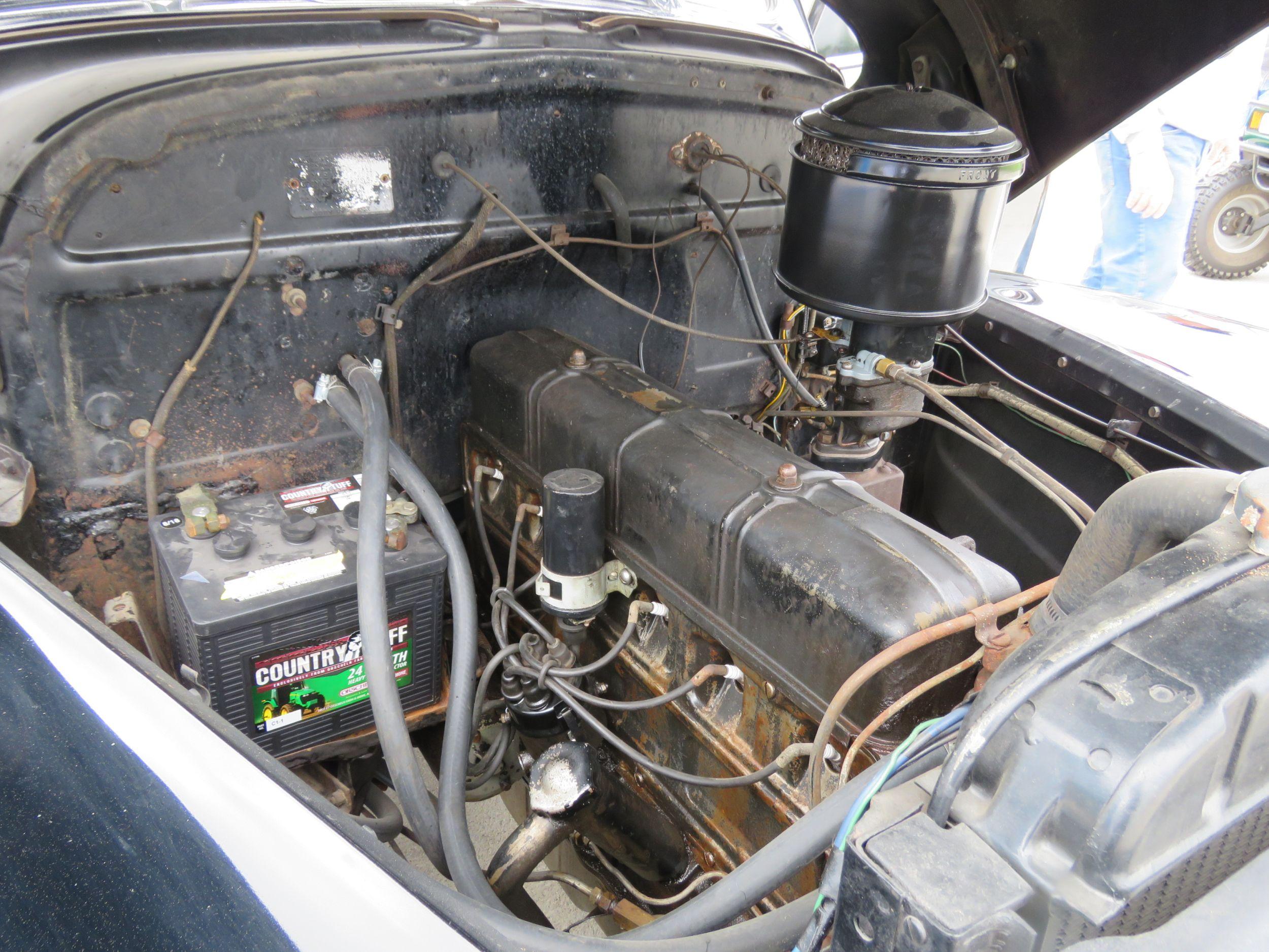 1947 Chevrolet Fleetline 4dr Sedan