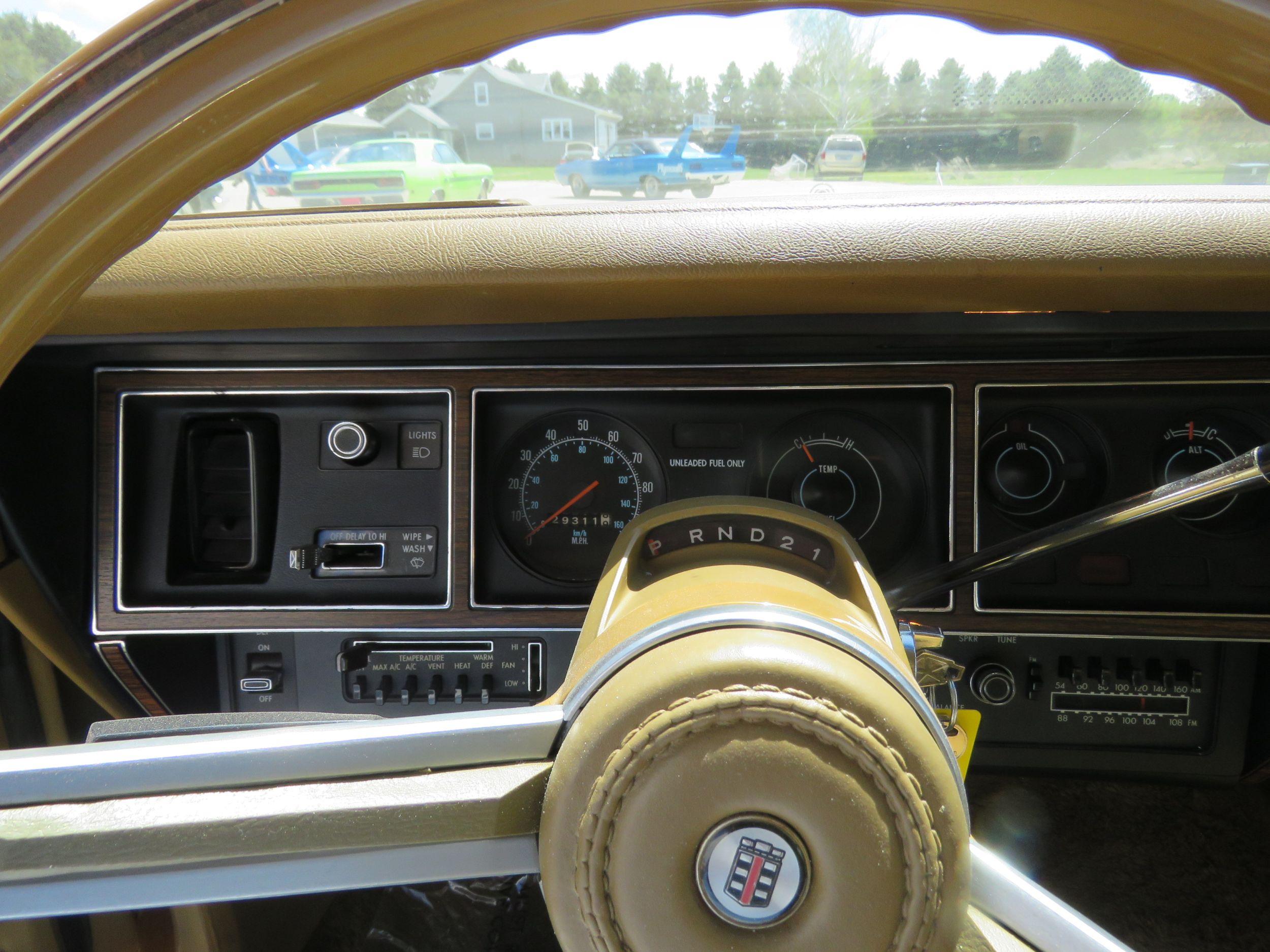 1978 Dodge Monaco Brougham 2dr HT