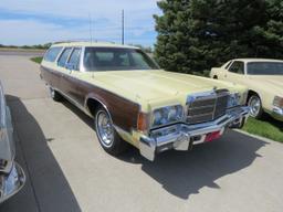 1977 Chrysler Town & Country Wagon