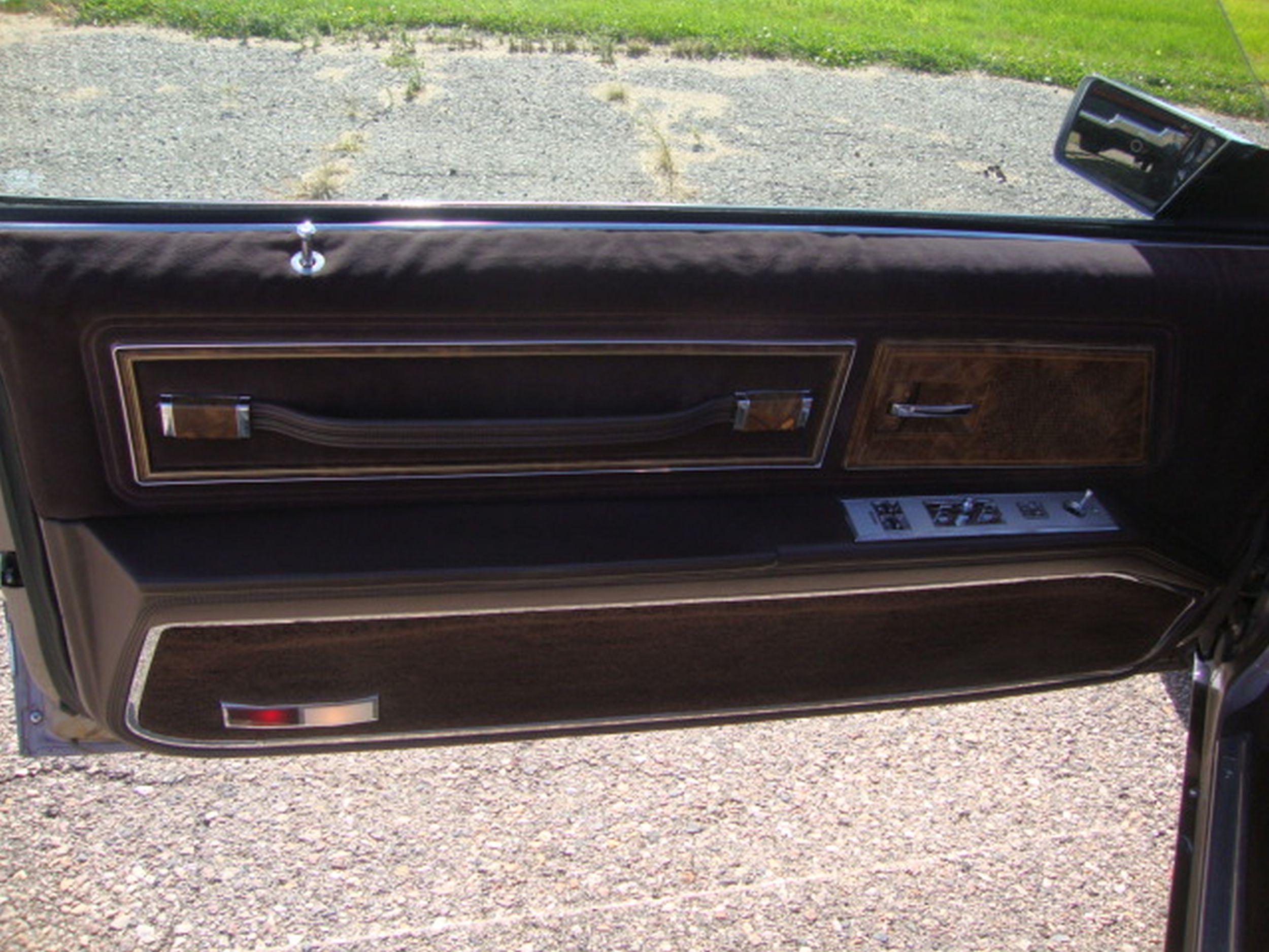 1983 Buick Riviera Coupe