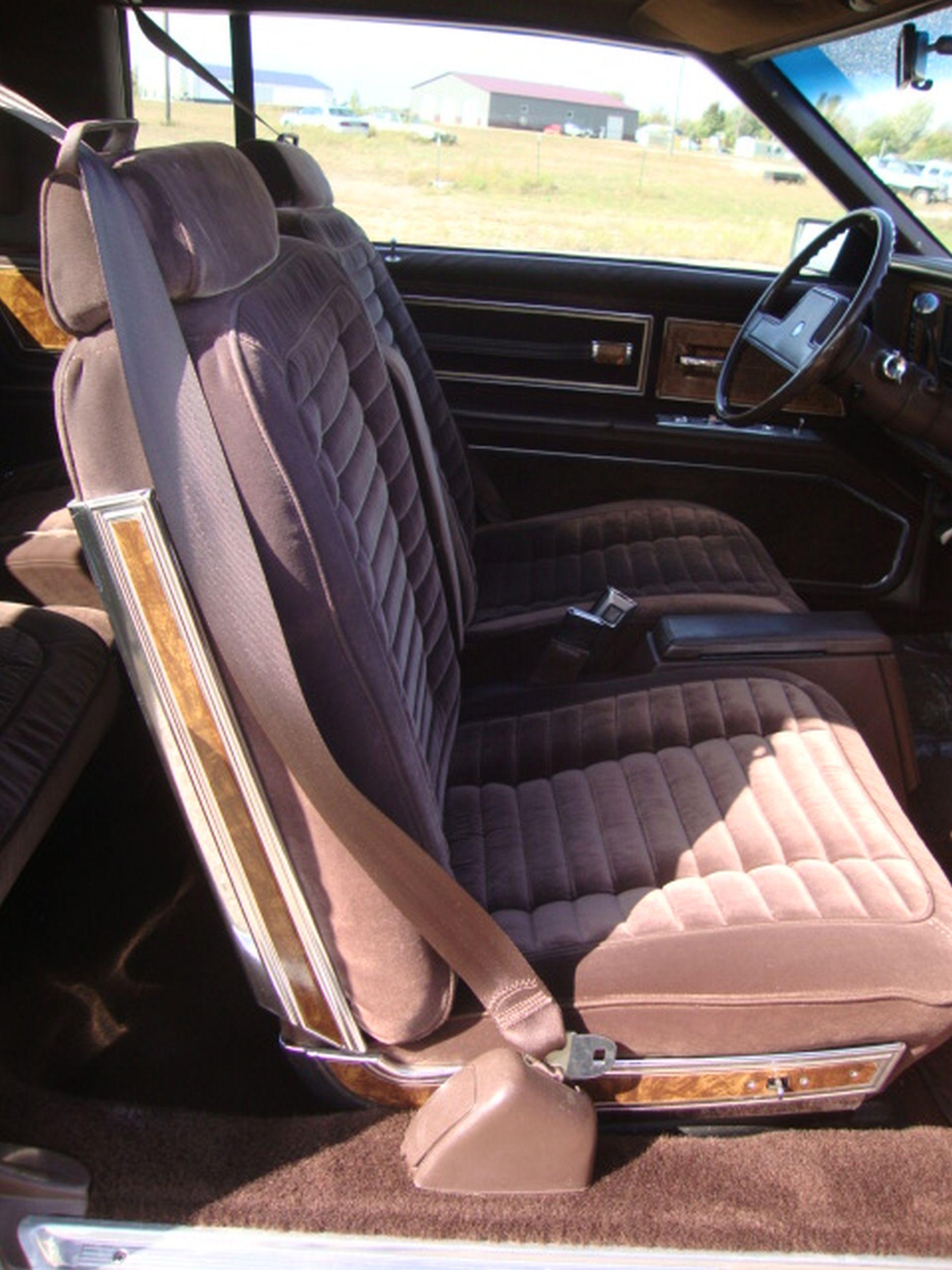 1983 Buick Riviera Coupe