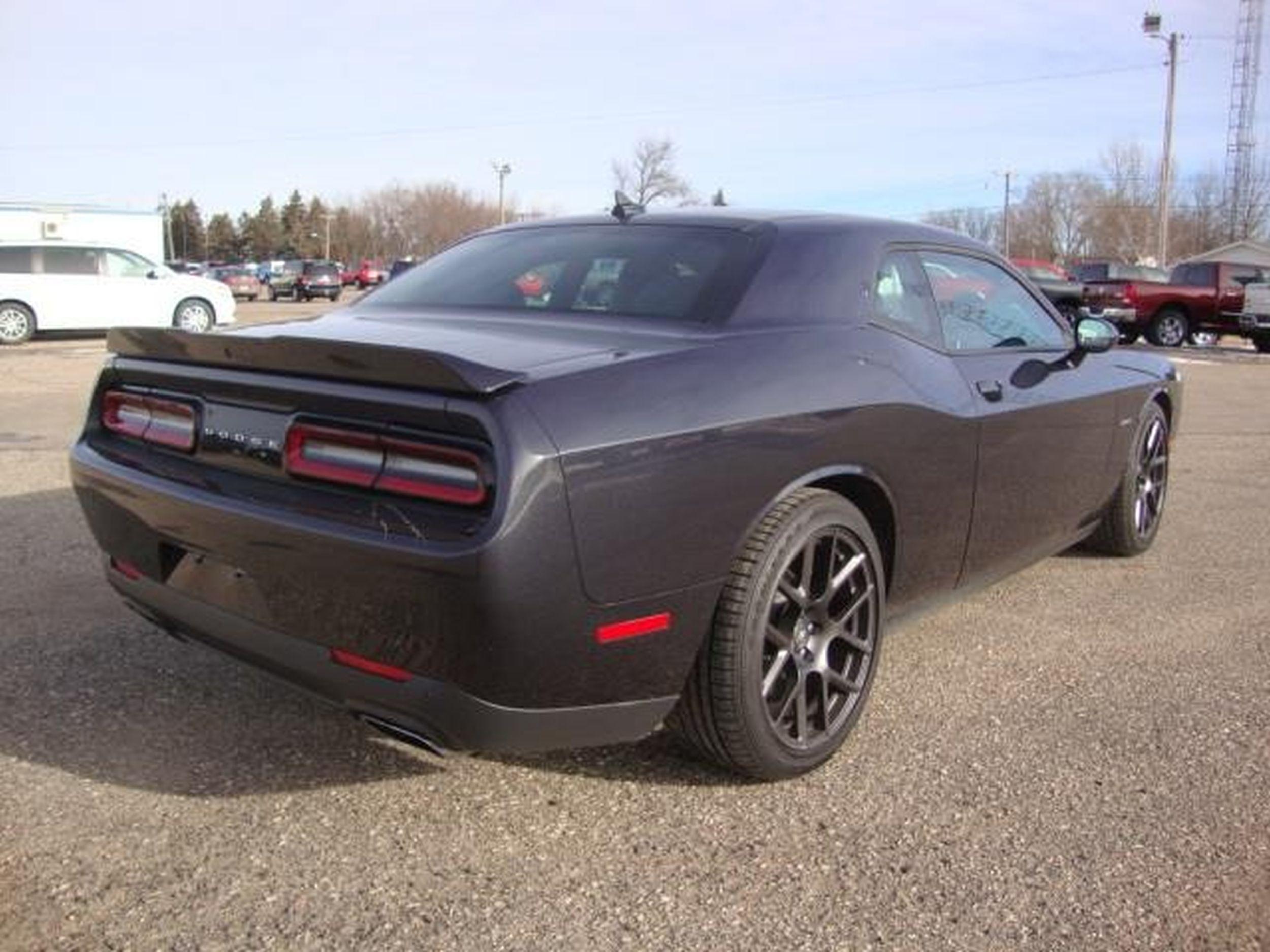 2017 Dodge Challenger R/T Plus