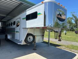 2007 Dalton gooseneck 5 horse slant load trailer