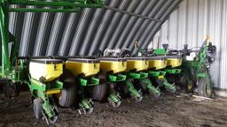 2006 JD 1770NT Max Emerge XP corn planter