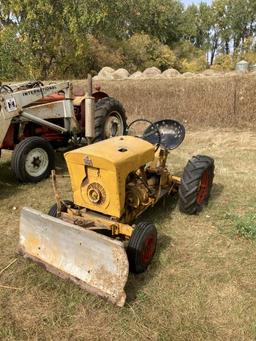 IH Industrial tractor