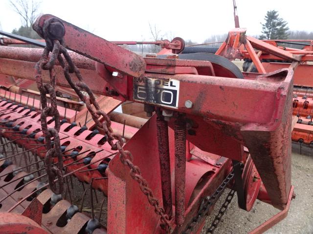 INNES 570 R.H DELIVERY PTO BEAN WINDROWER, RED