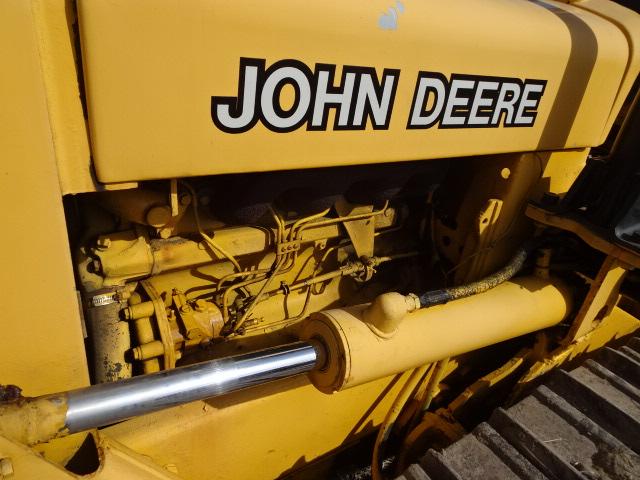 JD 450 CRAWLER DOZER