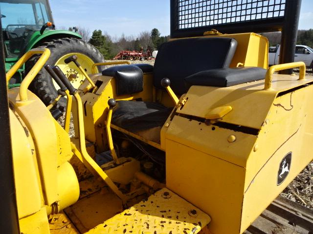 JD 450 CRAWLER DOZER