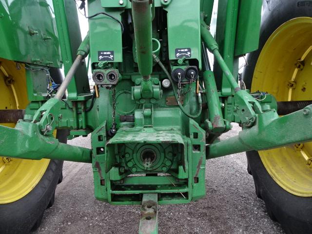 1972 JD 4320 TRACTOR
