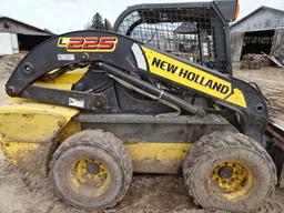 2012 NEW HOLLAND L225 WHEELED SKIDLOADER