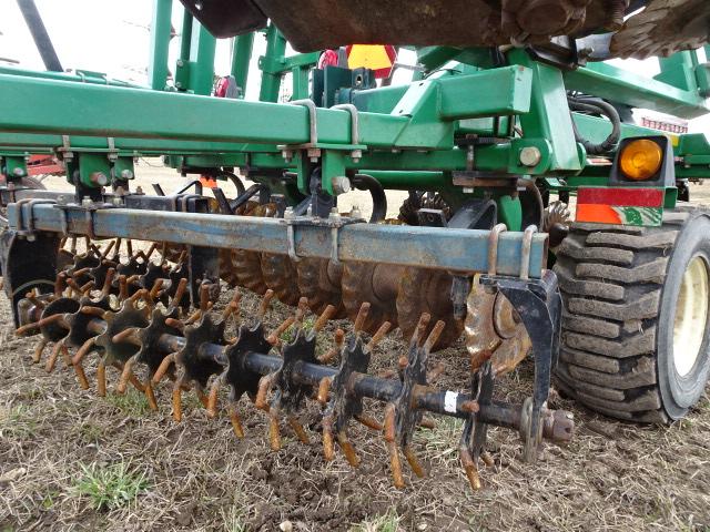 GREAT PLAINS MODEL 1800TT 18' HYD. FOLD SPEED TILLER