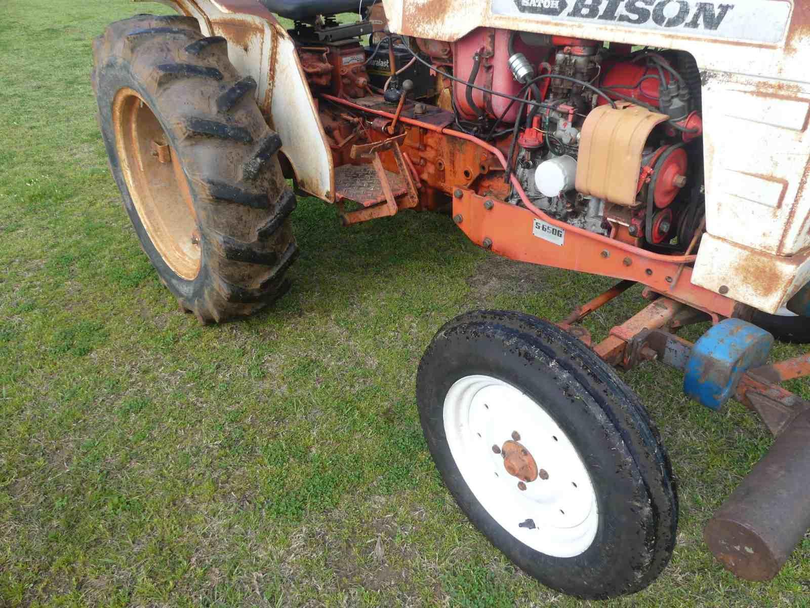 Satoh Bison S650G Tractor, s/n Not Found: 25hp Gas Eng., 2wd, Meter Shows 1