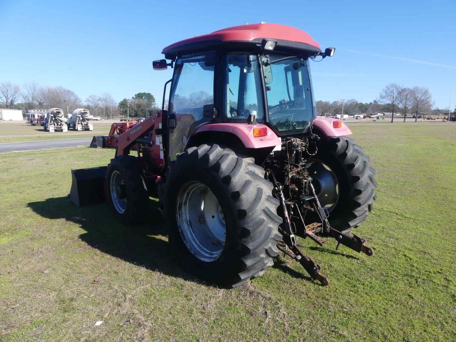 Mahindra 8560 MFWD Tractor, s/n KNGC1111: Cab, Mahindra 285 Loader, Drawbar