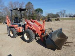 2013 Kubota R520ST Rubber-tired Loader, s/n 21109: Rollbar, GP Bkt. & Forks