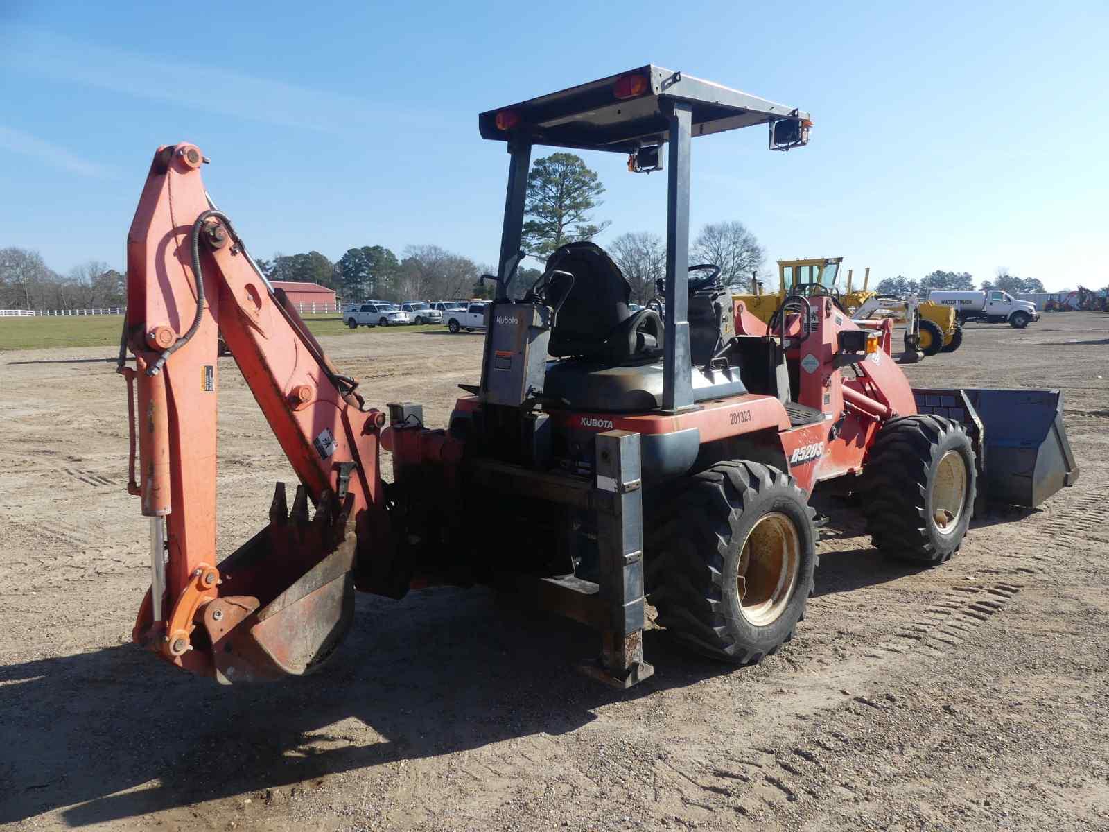 2013 Kubota R520ST Rubber-tired Loader, s/n 21109: Rollbar, GP Bkt. & Forks