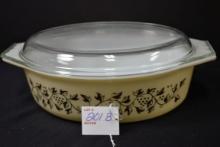 Pyrex 1959 Promotional Golden Casserole Grapes 045 w/Lid; No Chips