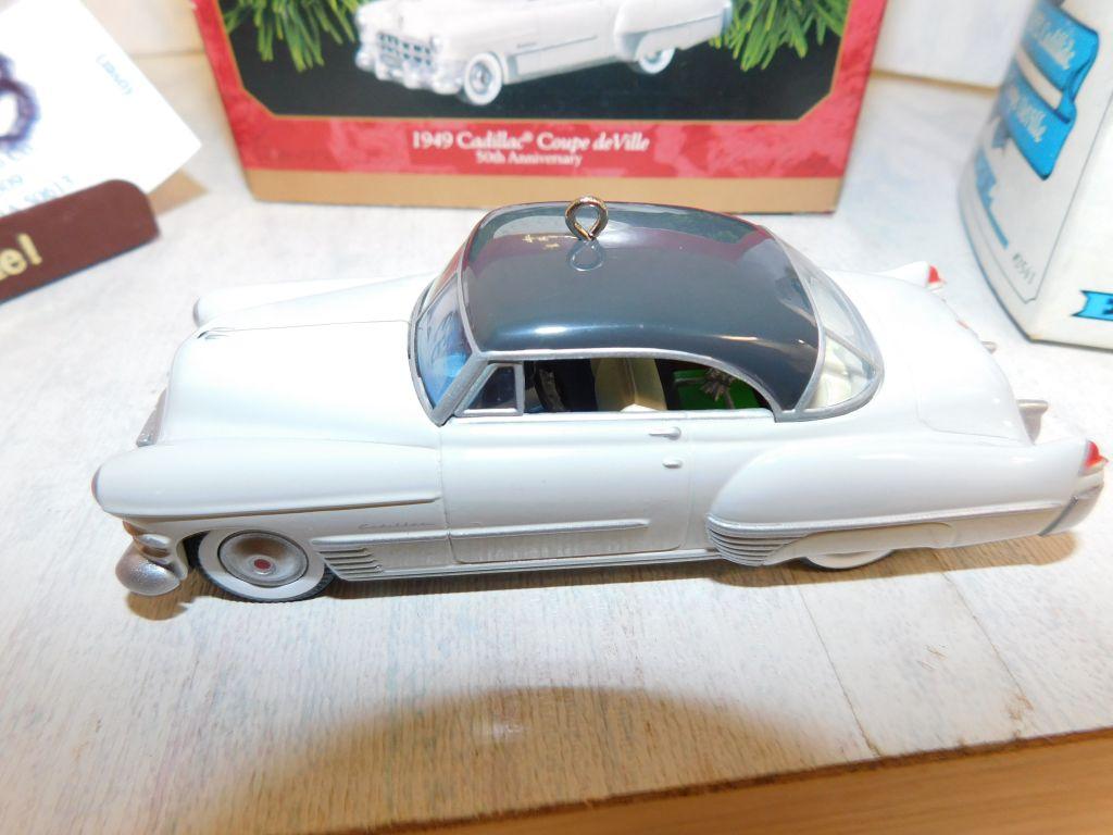 Collector Vehicles: Ertl 1952 Cadillac Coupe (boxed); 1995 Edition Die-cast