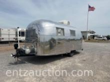 1963 GLOBETROTTER AIRSTREAM, 19', SA, PROPANE,