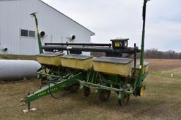 John Deere 7000 Planter, 6 Row 30”, Dry Fertilizer, Cross Auger, Monitor, Very Clean, Excellent Cond