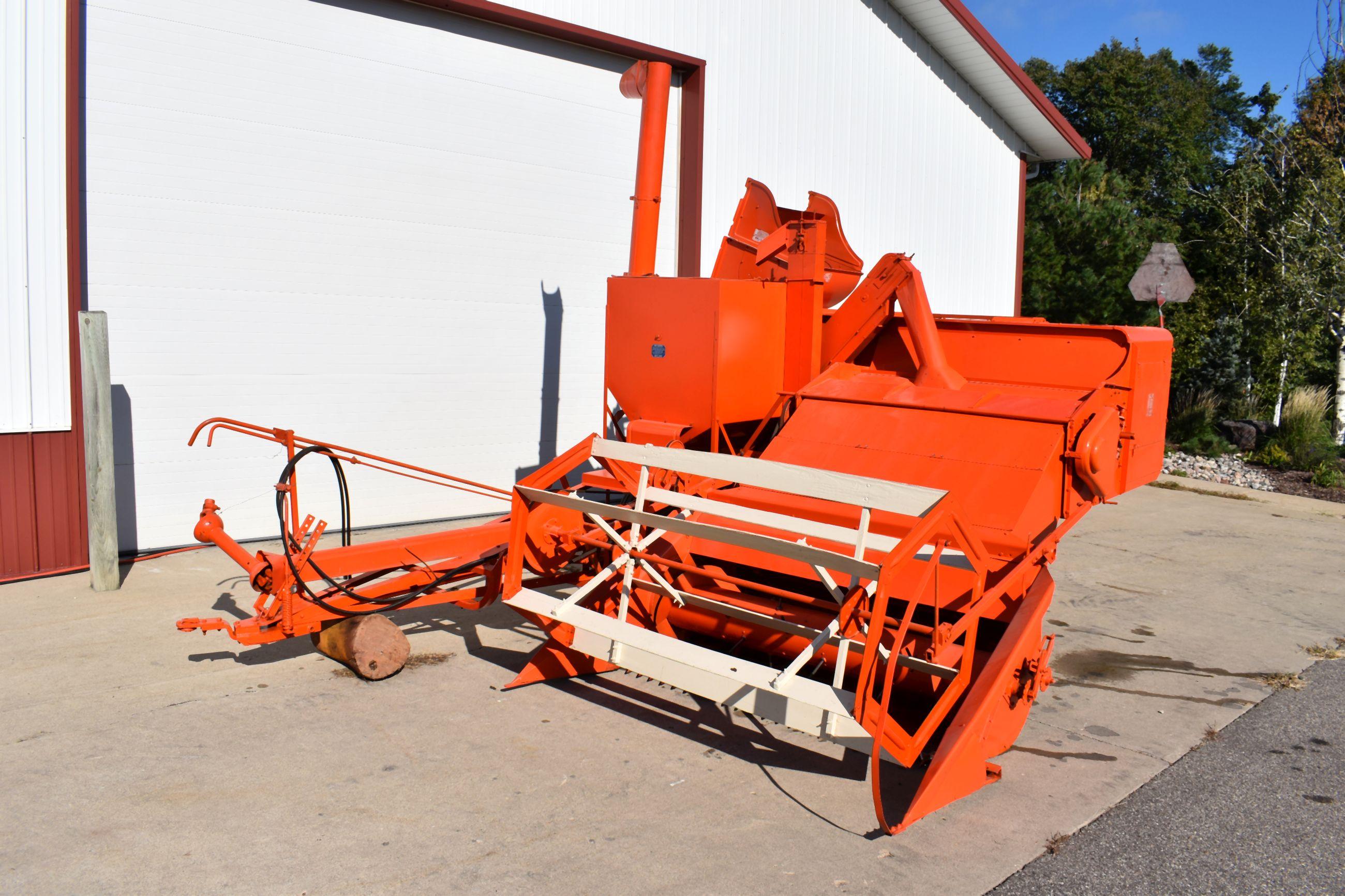 Allis Chalmers All Crop 72 Combine PTO 6’ Head, Restored, SN: 6866