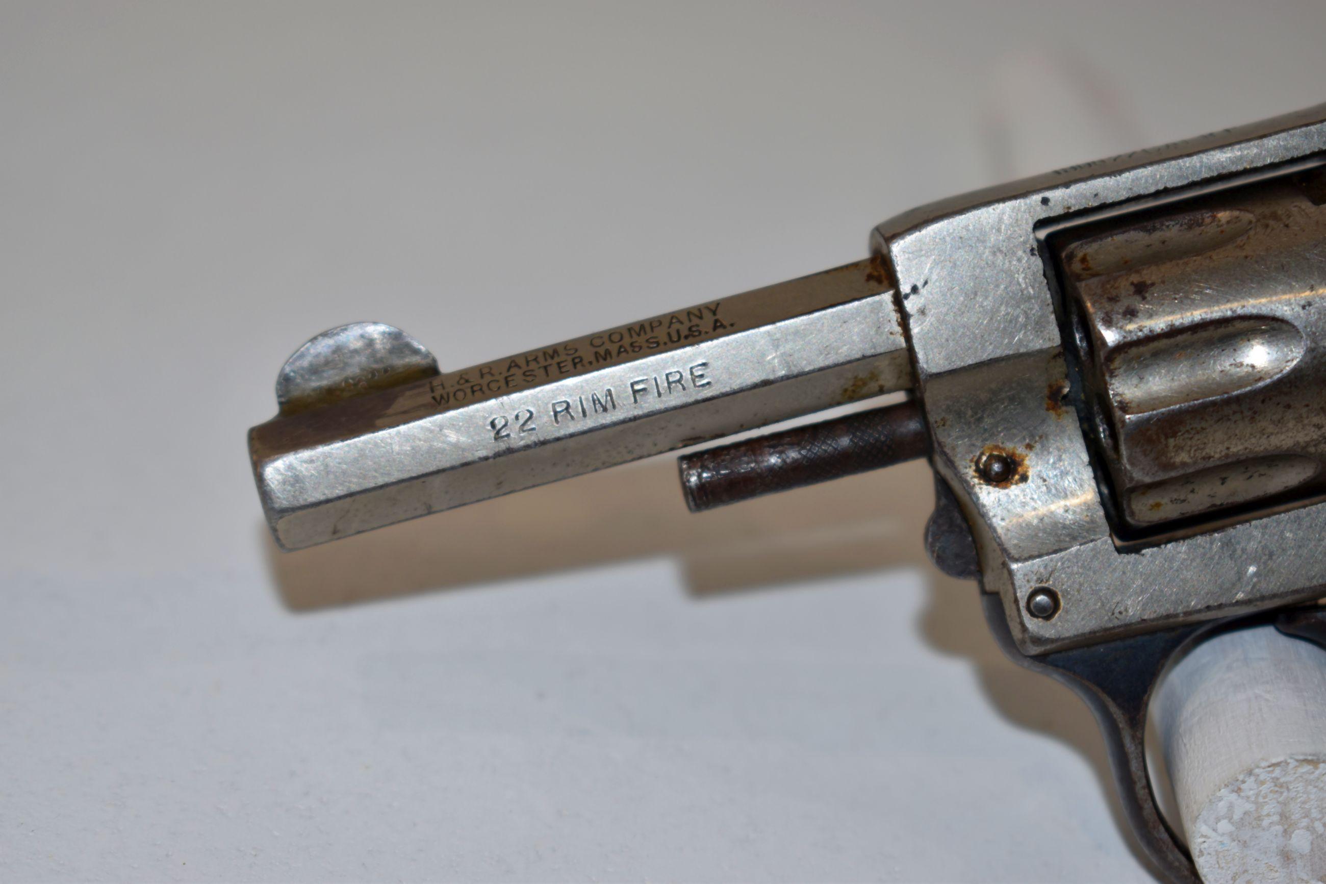 H&R Model 1906 Revolver, 22 Rim Fire, 7 Shot SN: 118786