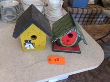 2 BIRD HOUSES