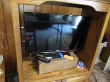 SAMSUNG 28" FLAT SCREEN TV W/ REMOTE