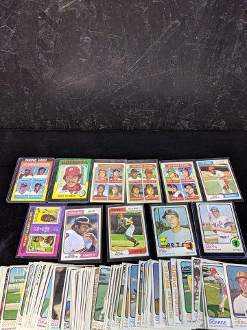 73-'74'-'75 Topps baseball lot: 450+ cards, includes stars