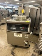 BKI Natural Gas Pressure Fryer